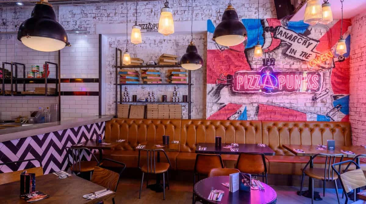 Pizza Punks restaurant interior featured by SteamPunk Fit Out